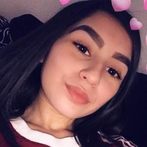 Meet your Posher, Fernanda